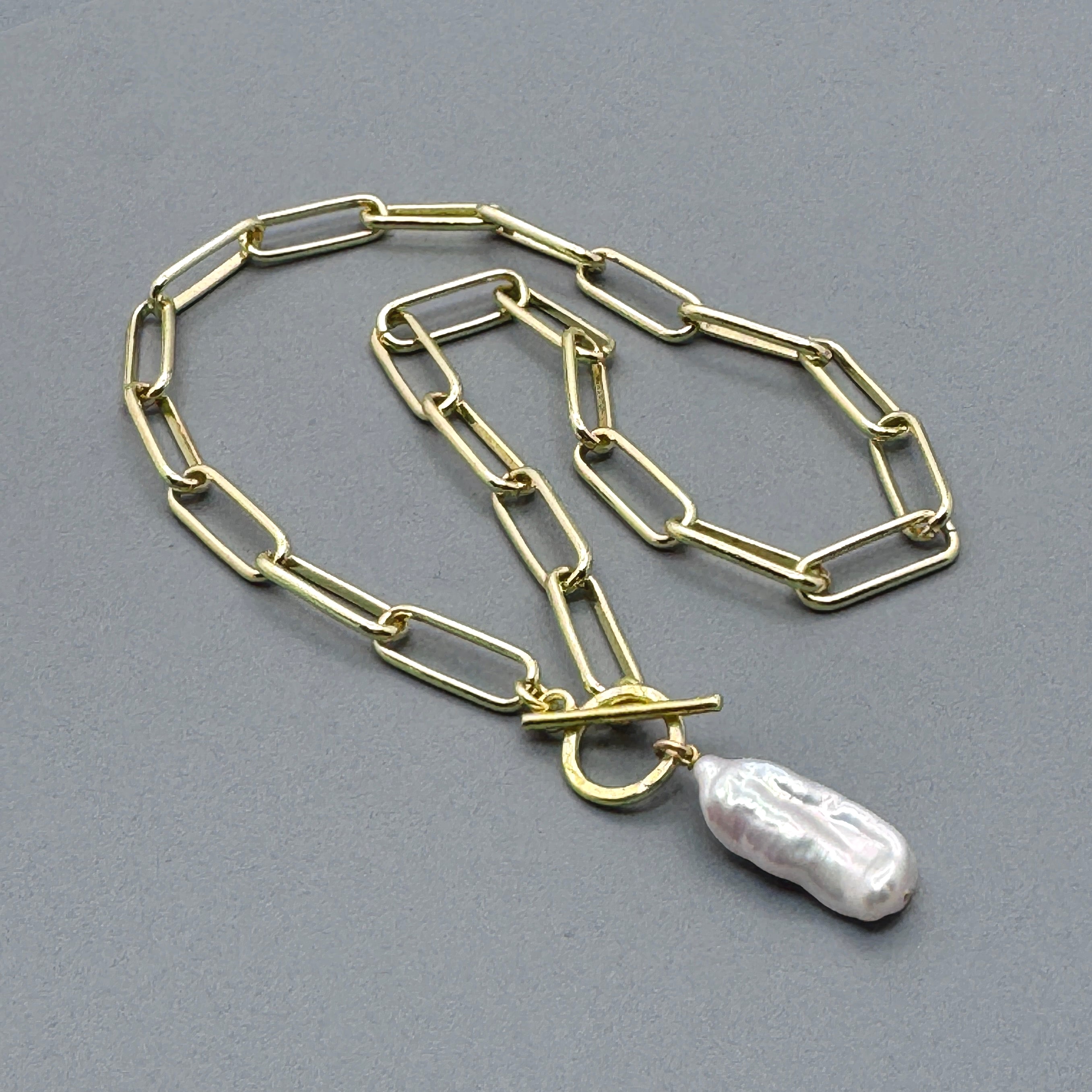 Bold White Baroque Pearl Paperclip Necklace