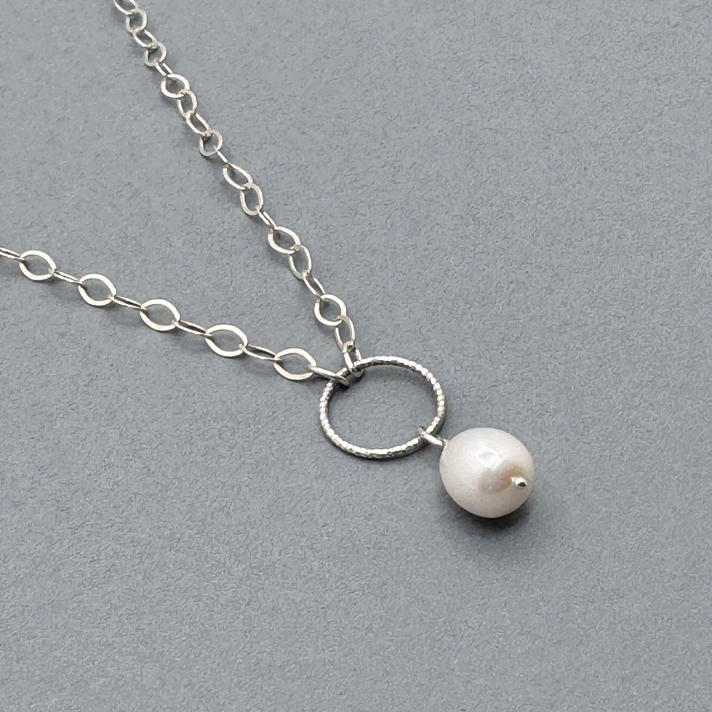 Pearl Sterling Silver Circle Pendant Necklace