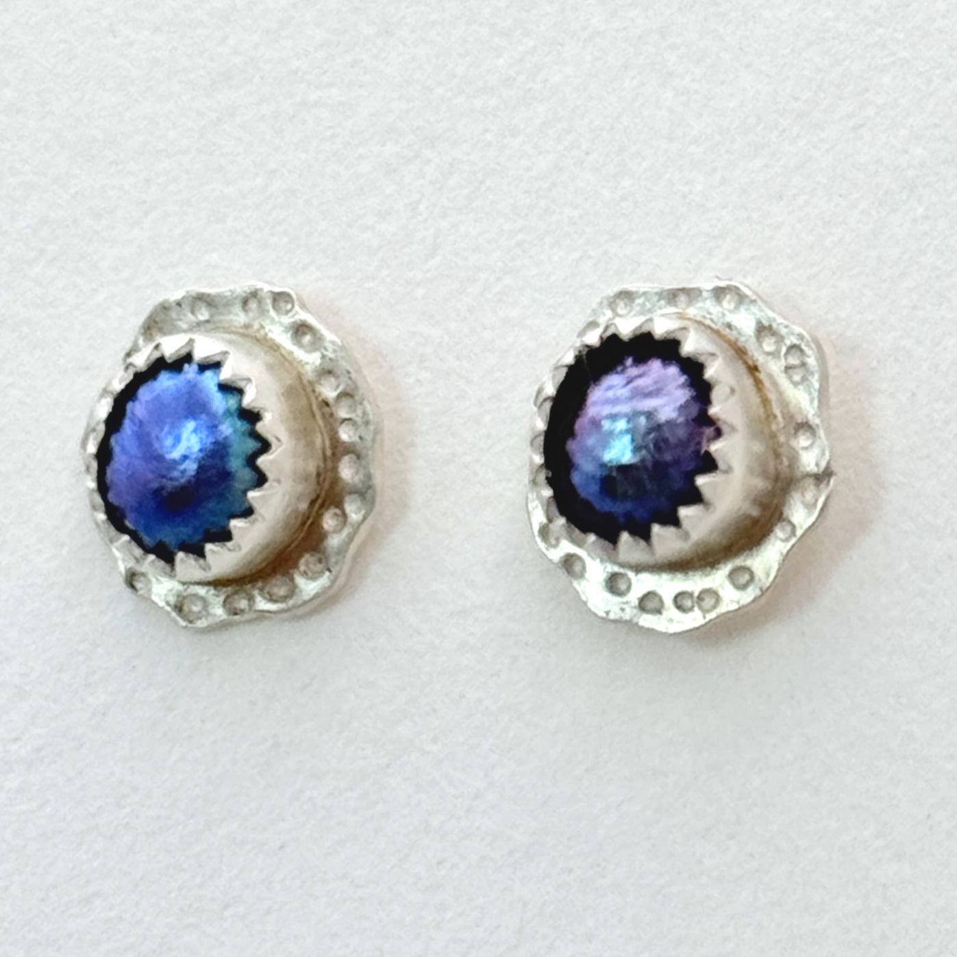Black Pearl Textured Silver Stud Earrings
