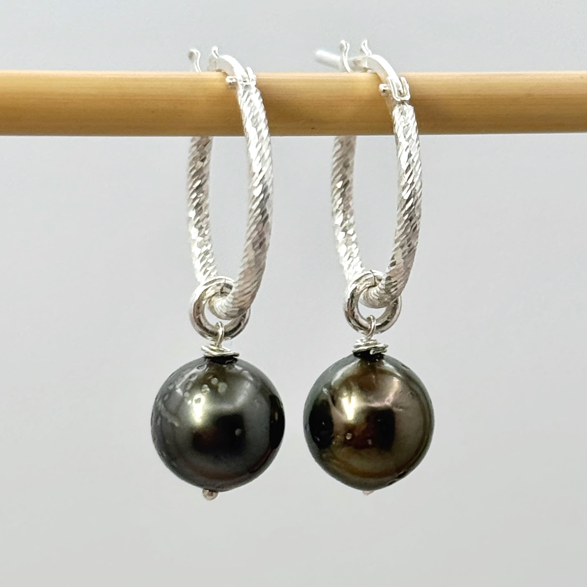 Tahitian Pearl 925 Silver Huggie Earrings