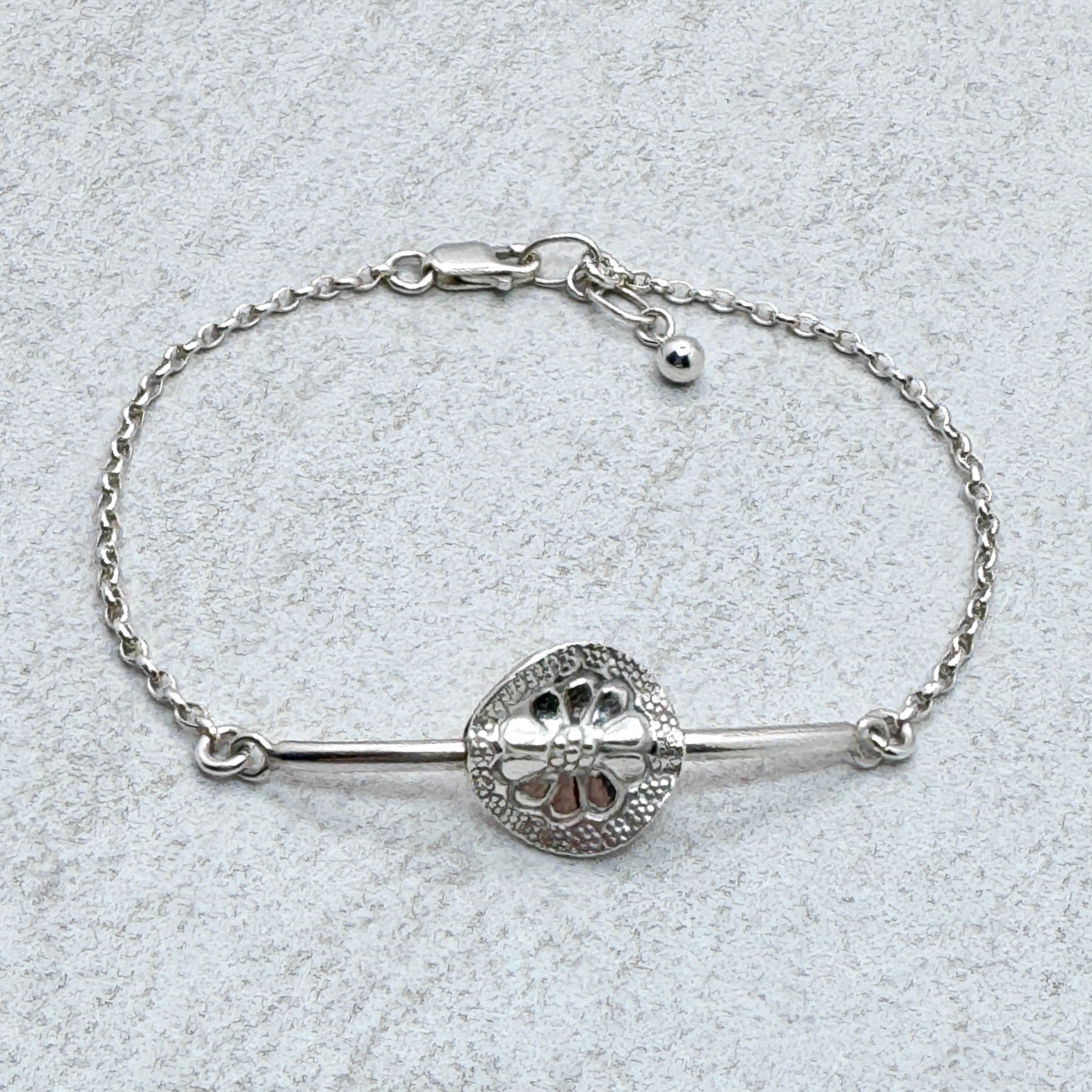Thai Silver Decorative Flower Bead Bracelet