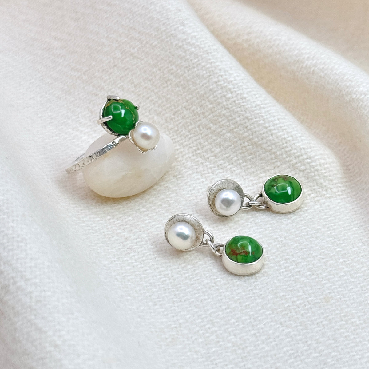 Green Turquoise & Pearl Sterling Silver Ring