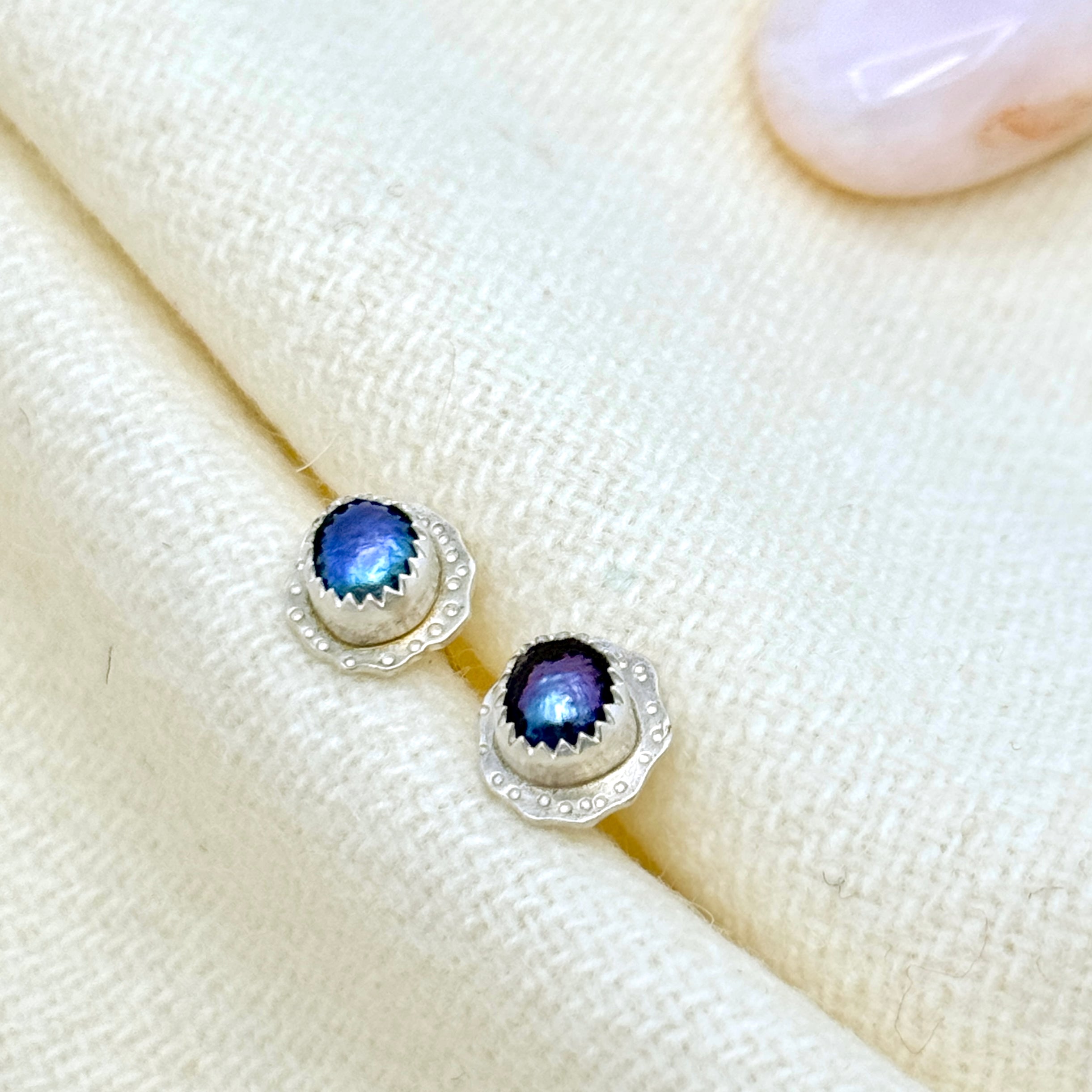 Black Pearl Textured Silver Stud Earrings