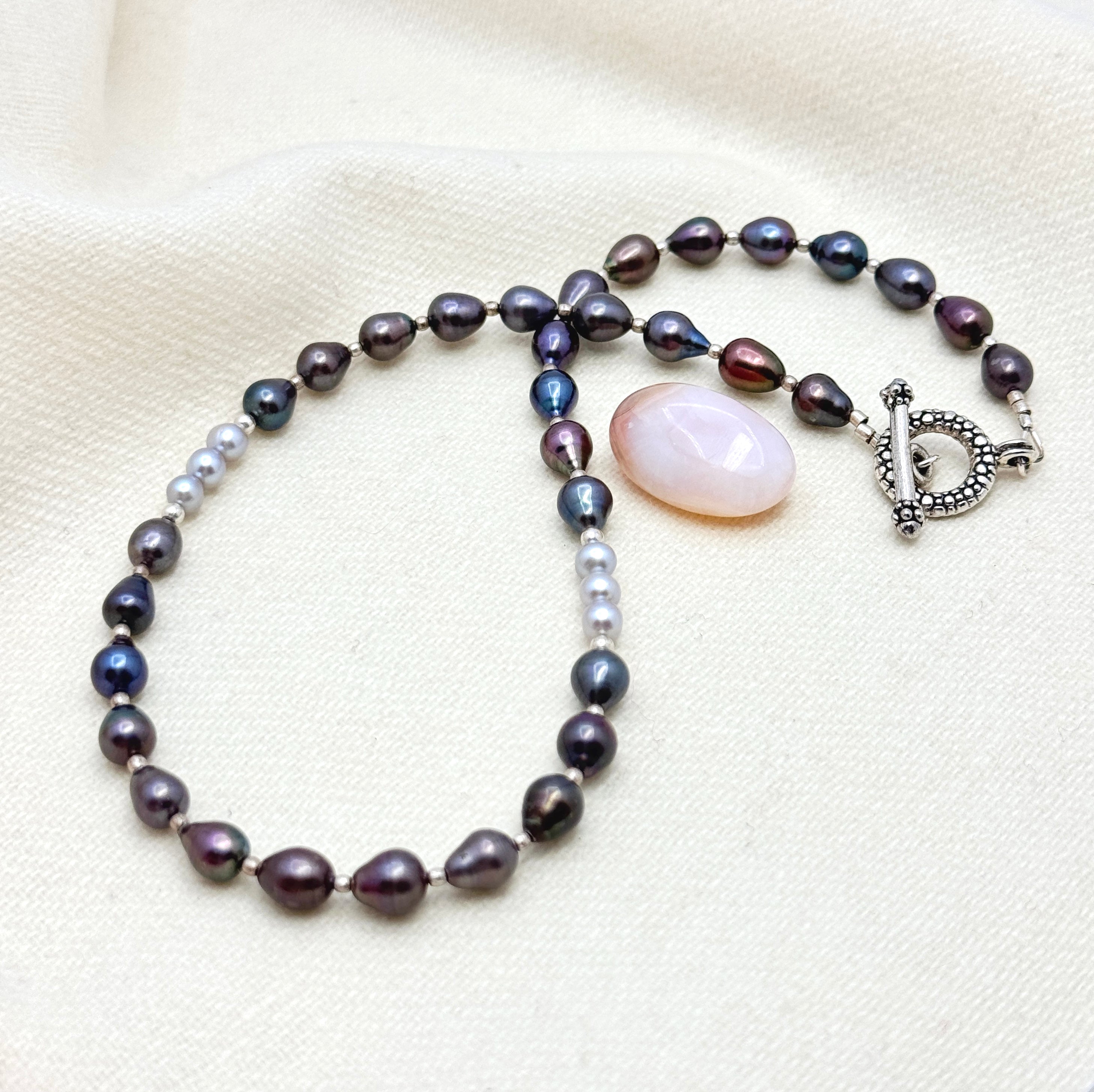 Light & Dark Gray Pearl Silver Necklace