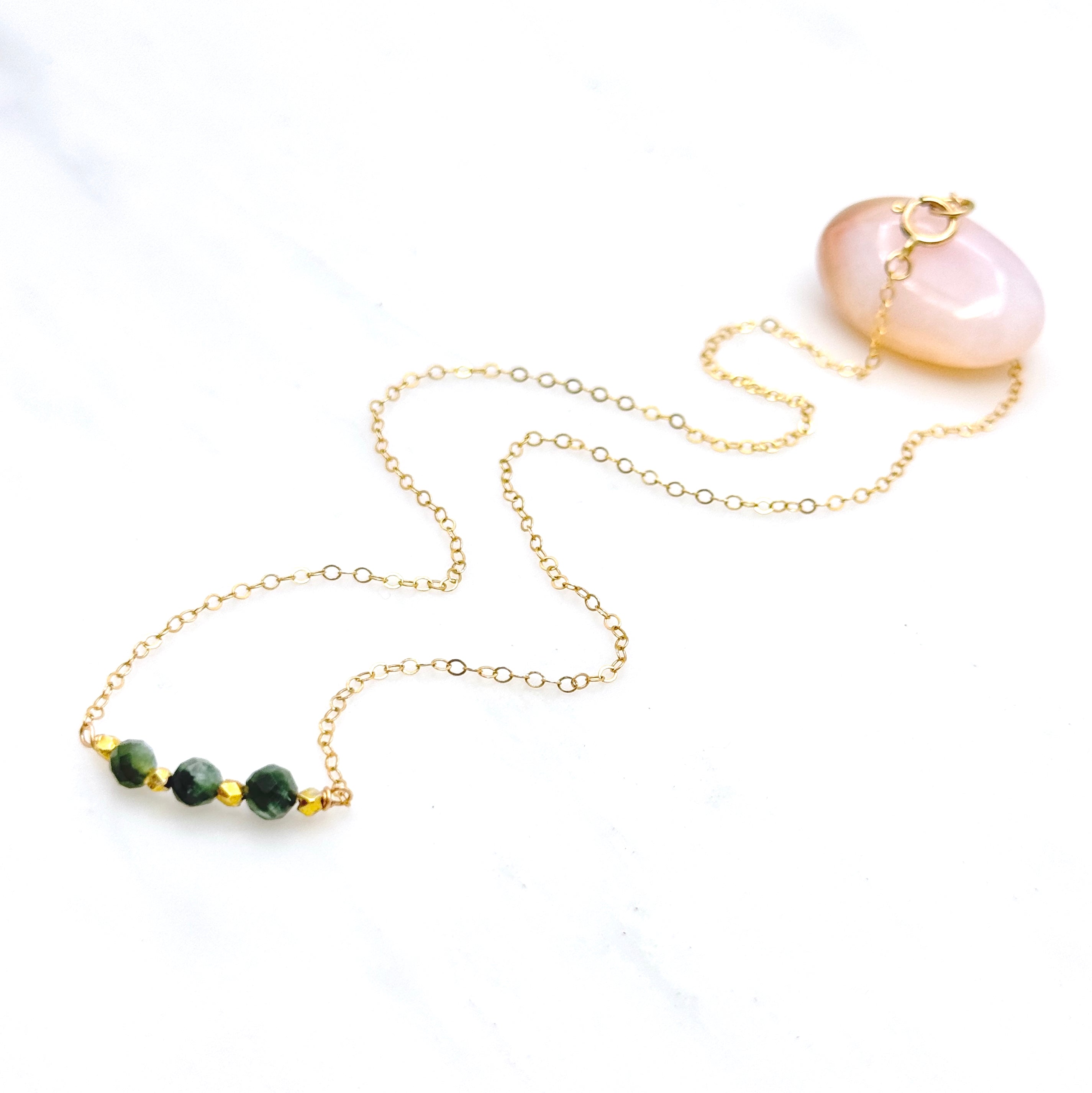 Round Seraphinite Gold-Filled Bar Necklace