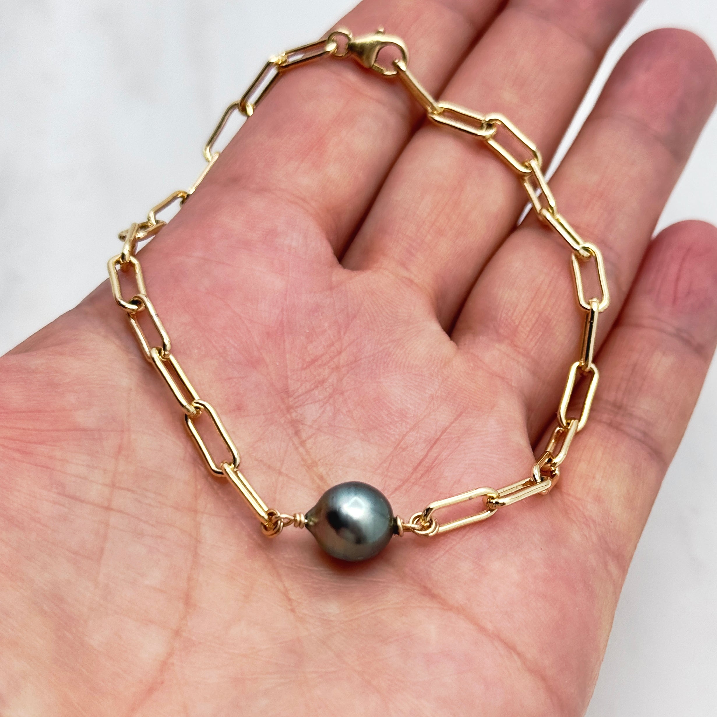 Golden Link Bracelet with Tahitian Pearl