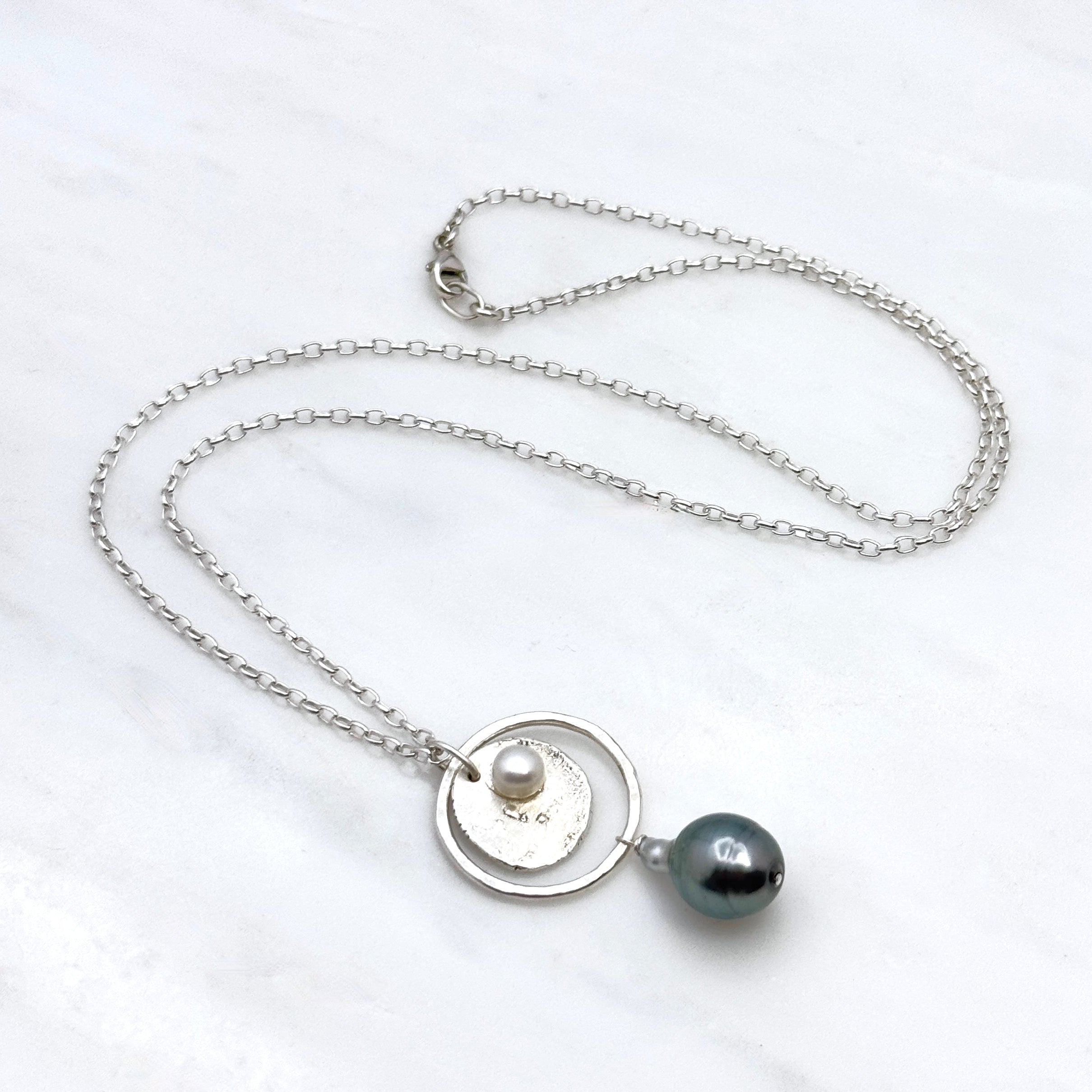 Tahitian Pearl & White Pearl Pendant Necklace